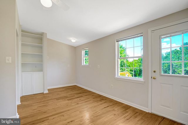 7107 COVENTRY RD, Alexandria, VA 22306