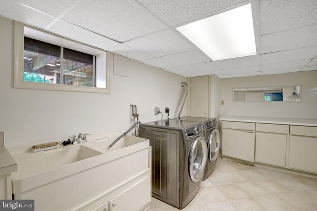 7107 COVENTRY RD, Alexandria, VA 22306