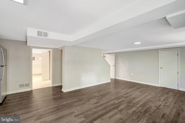 7107 COVENTRY RD, Alexandria, VA 22306