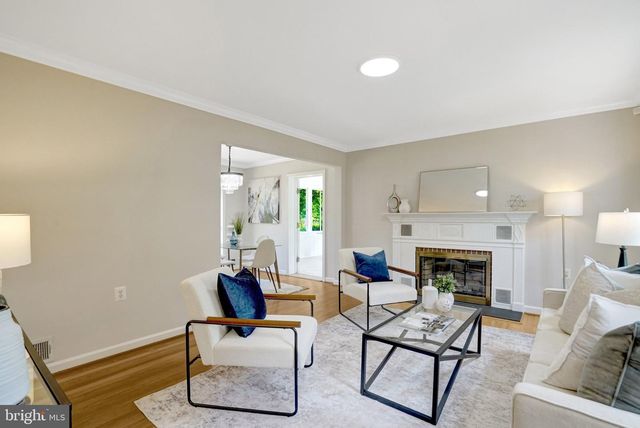 7107 COVENTRY RD, Alexandria, VA 22306