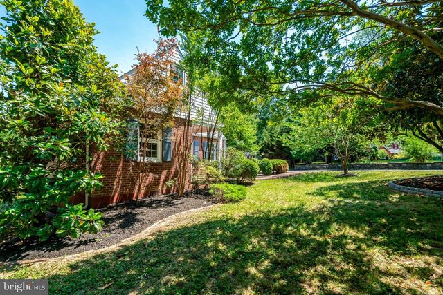 7107 COVENTRY RD, Alexandria, VA 22306