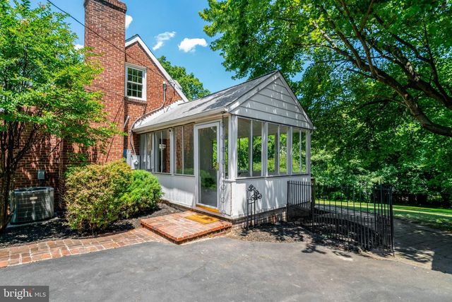 7107 COVENTRY RD, Alexandria, VA 22306