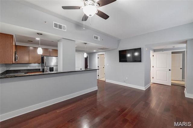 314 N Broadway 1405, St Louis, MO 63102