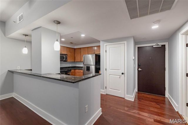 314 N Broadway 1405, St Louis, MO 63102
