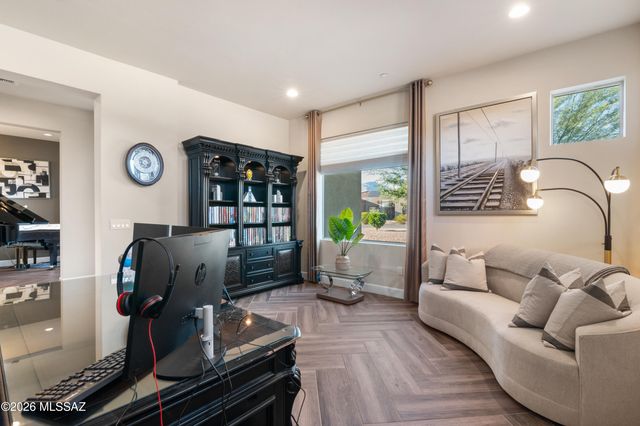 8882 E Placita Rio De Vidrio, Tucson, AZ 85749