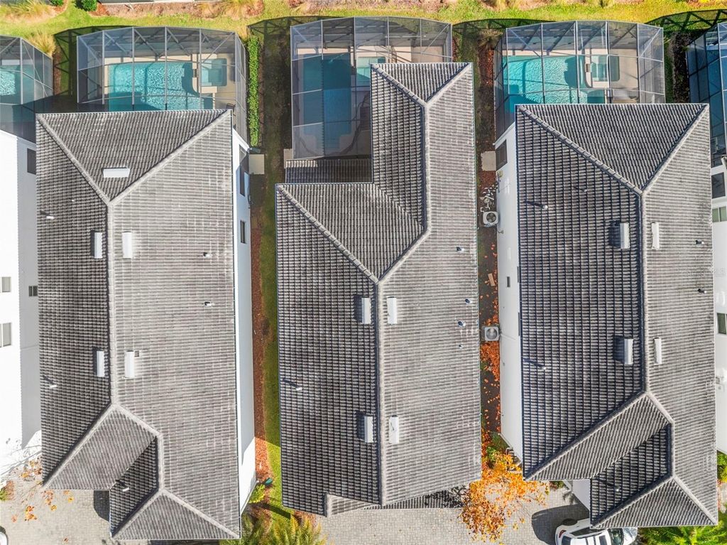 Image 15 of property listing at 4778 KINGS CASTLE CIRCLE, Kissimmee, FL 34746