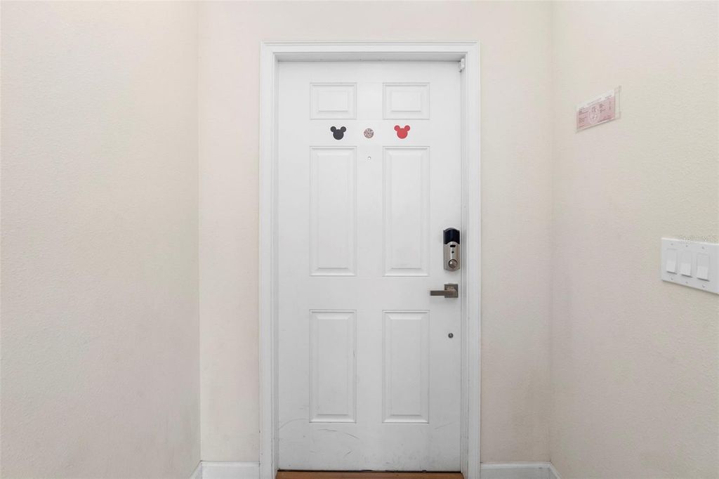 Image 16 of property listing at 4778 KINGS CASTLE CIRCLE, Kissimmee, FL 34746