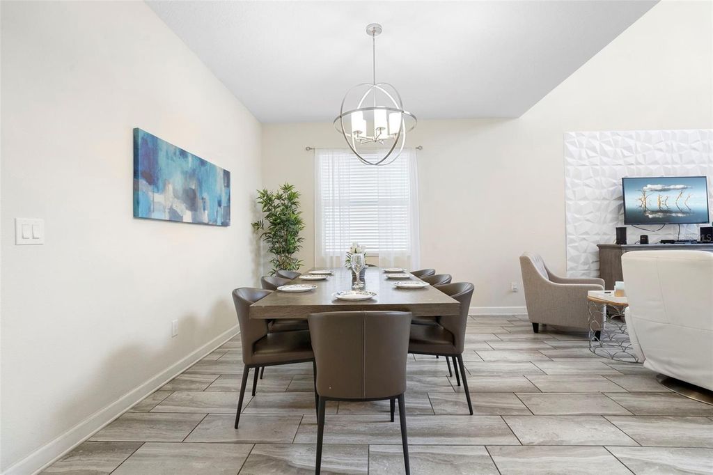 Image 25 of property listing at 4778 KINGS CASTLE CIRCLE, Kissimmee, FL 34746