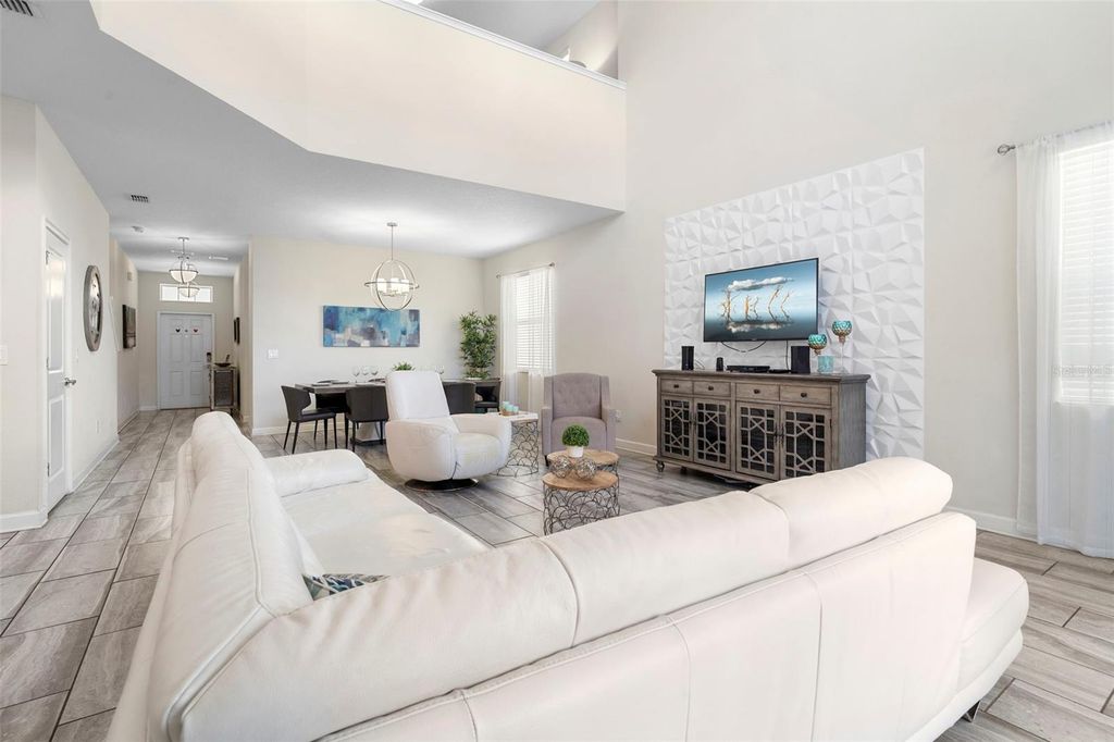 Image 28 of property listing at 4778 KINGS CASTLE CIRCLE, Kissimmee, FL 34746