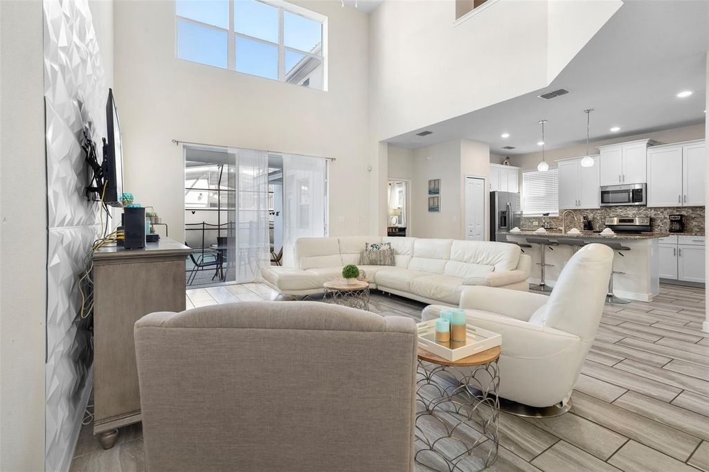 Image 30 of property listing at 4778 KINGS CASTLE CIRCLE, Kissimmee, FL 34746