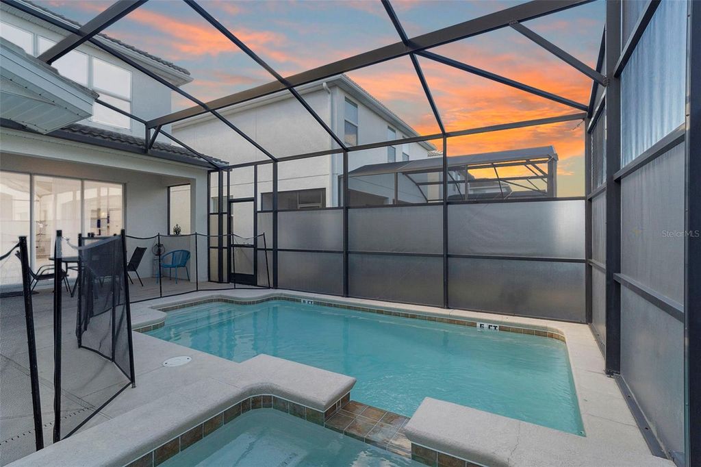 Image 4 of property listing at 4778 KINGS CASTLE CIRCLE, Kissimmee, FL 34746