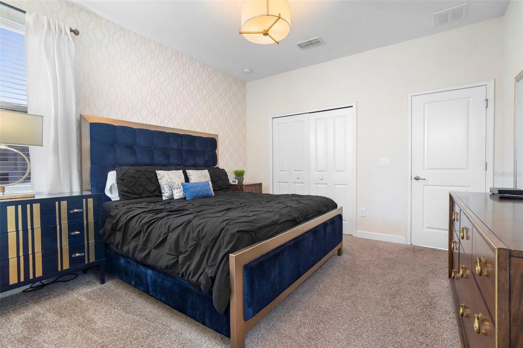 Image 35 of property listing at 4778 KINGS CASTLE CIRCLE, Kissimmee, FL 34746