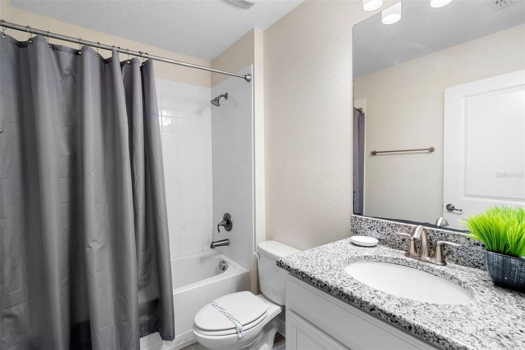 Image 42 of property listing at 4778 KINGS CASTLE CIRCLE, Kissimmee, FL 34746