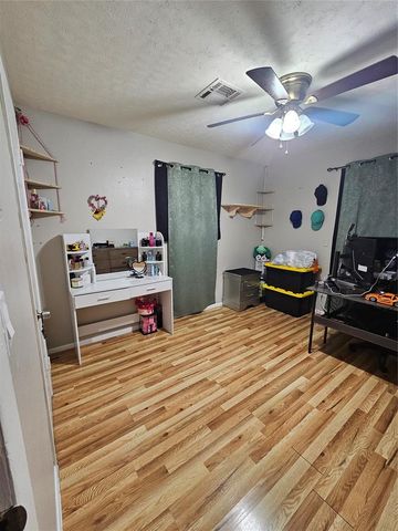 3925 S Agnew Place, Oklahoma City, OK 73119