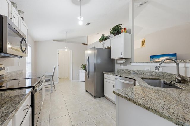 23152 NW 11TH ROAD, Newberry, FL 32669