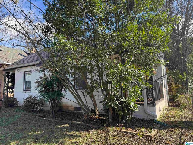 1621 DARTMOUTH AVENUE, Bessemer, AL 35020