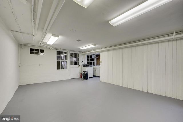 2849 29TH ST NW, Washington, DC 20008