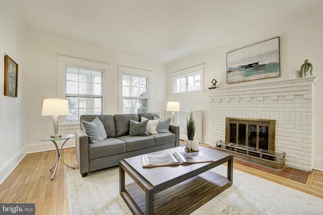 2849 29TH ST NW, Washington, DC 20008