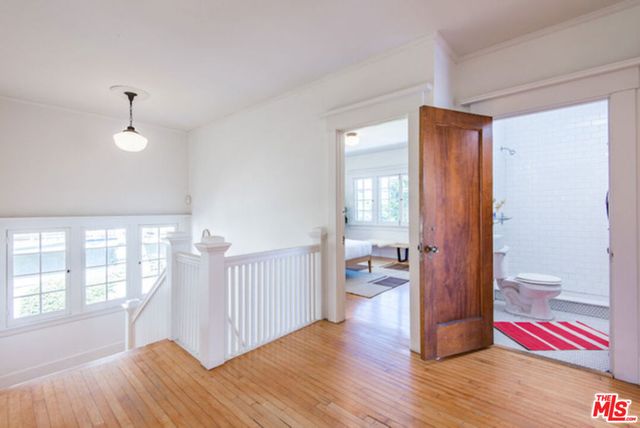 2417 Walgrove Avenue, Los Angeles, CA 90066