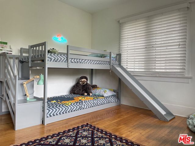 2417 Walgrove Avenue, Los Angeles, CA 90066
