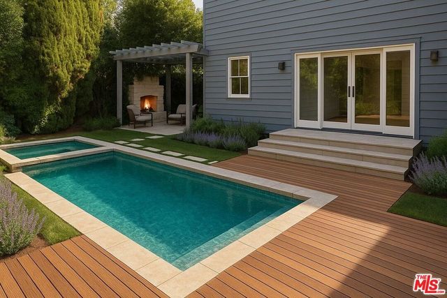 2417 Walgrove Avenue, Los Angeles, CA 90066
