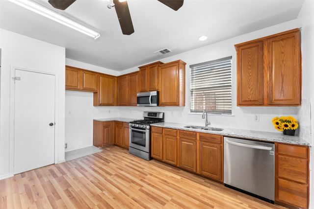 3203 Kingsbrook Drive, Wylie, TX 75098