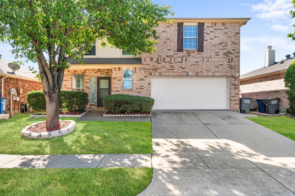 3203 Kingsbrook Drive, Wylie, TX 75098