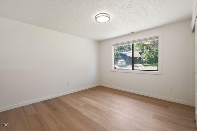 20422 Bullblock Road, Bend, OR 97702
