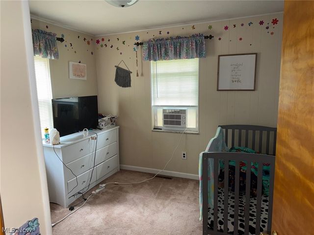 83 Watson Lane, Belpre, OH 45714