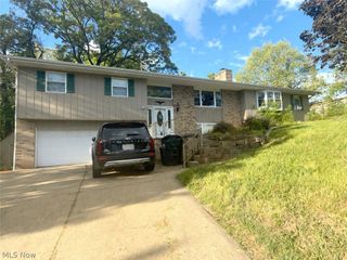 83 Watson Lane, Belpre, OH 45714