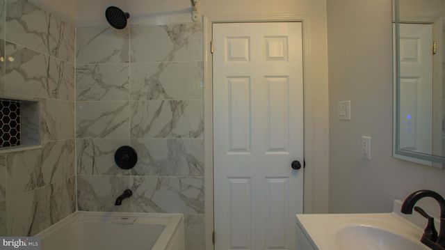 2608 HOLLY DR, Fort Washington, MD 20744