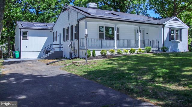 2608 HOLLY DR, Fort Washington, MD 20744