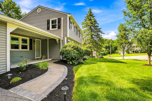 31 Lexington Road, Shrewsbury, MA 01545