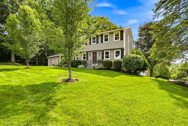 31 Lexington Road, Shrewsbury, MA 01545