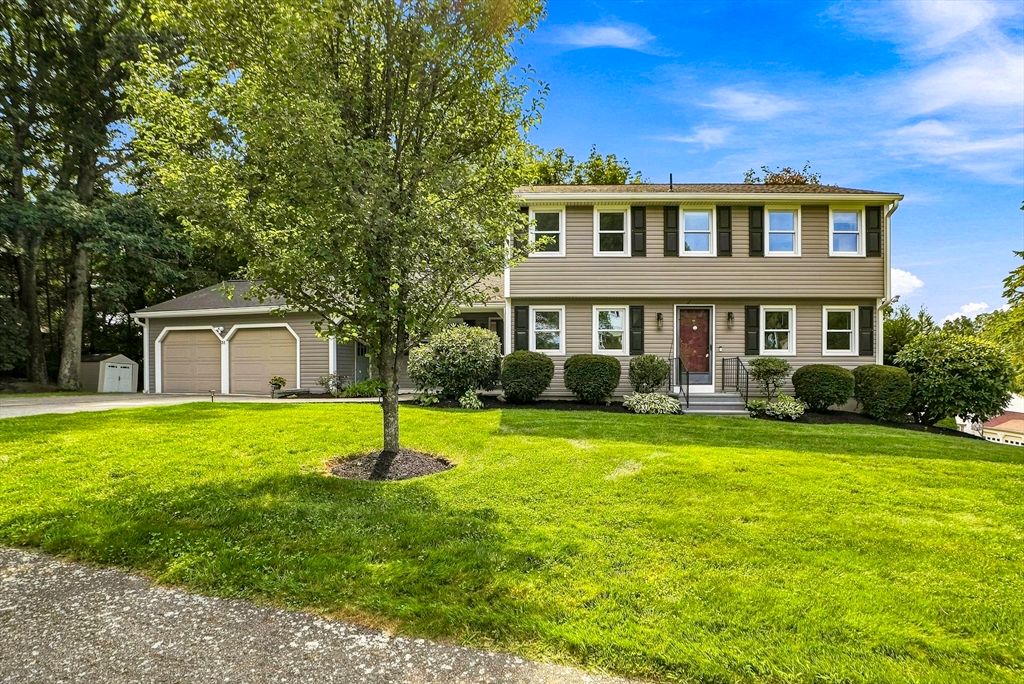 31 Lexington Road, Shrewsbury, MA 01545