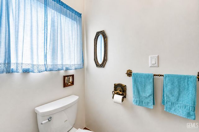 7809 Carol Sue Court, Bakersfield, CA 93308