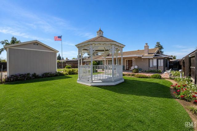 7809 Carol Sue Court, Bakersfield, CA 93308