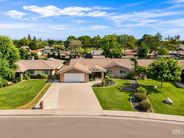 7809 Carol Sue Court, Bakersfield, CA 93308