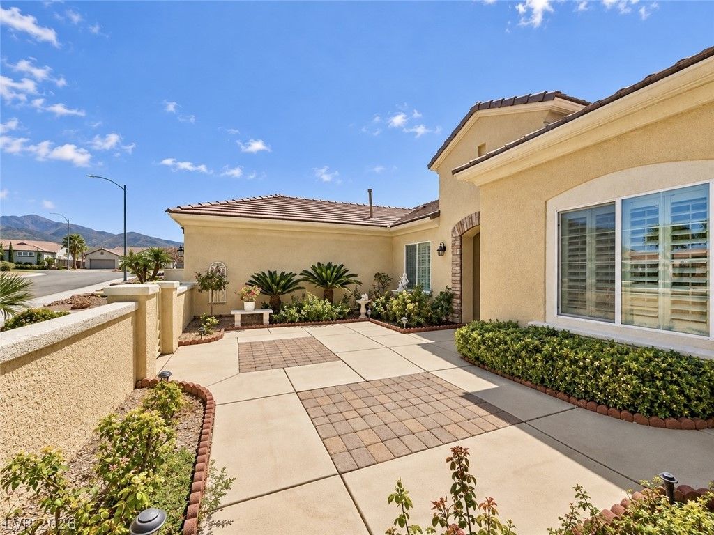 2393 AZTEC RUIN Way, Henderson, NV 89044 — photo 4