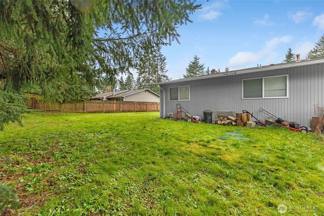 14209 14211 107th Avenue Ct E, Puyallup, WA 98374