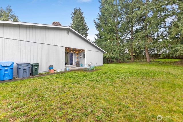 14209 14211 107th Avenue Ct E, Puyallup, WA 98374