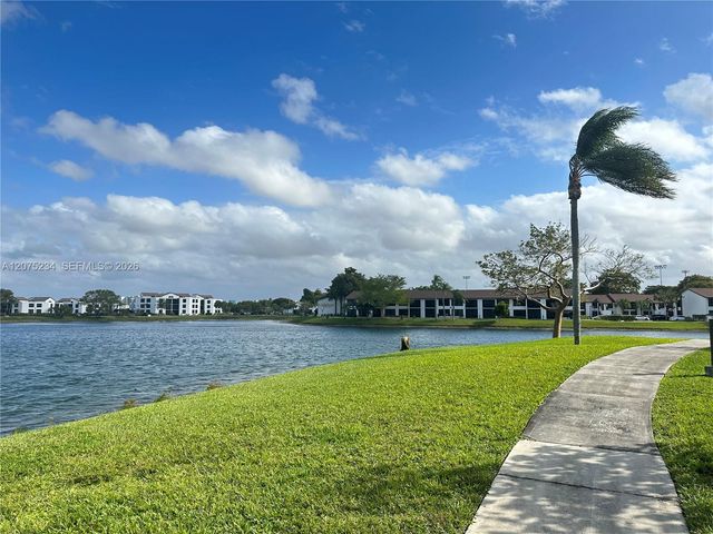 202 Lake Pointe Drive 104, Oakland Park, FL 33309