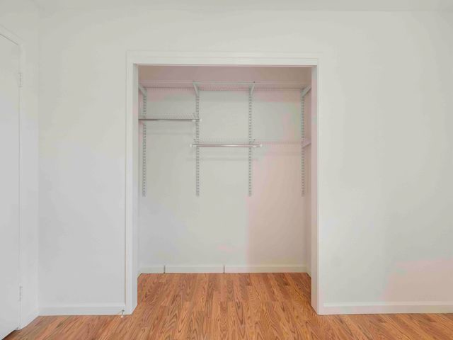 1507 E Vassar Drive, Visalia, CA 93292