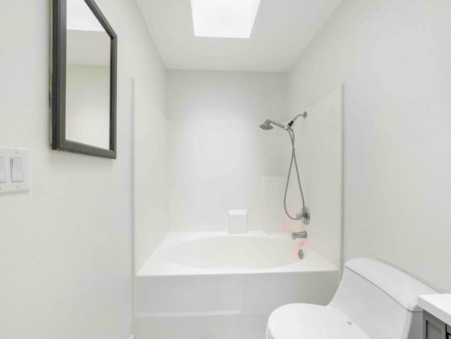 1507 E Vassar Drive, Visalia, CA 93292