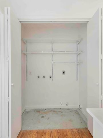 1507 E Vassar Drive, Visalia, CA 93292