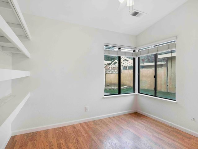 1507 E Vassar Drive, Visalia, CA 93292