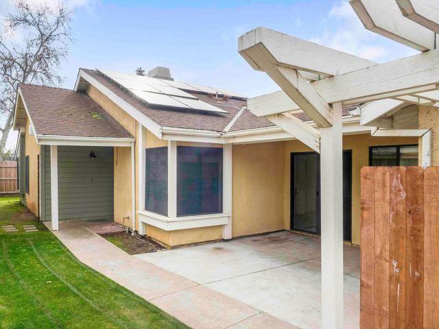 1507 E Vassar Drive, Visalia, CA 93292