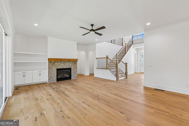 9150 Greenway Court, Gainesville, GA 30506