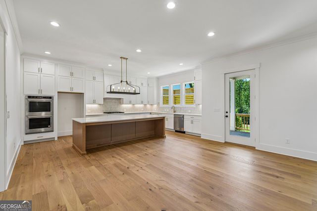 9150 Greenway Court, Gainesville, GA 30506