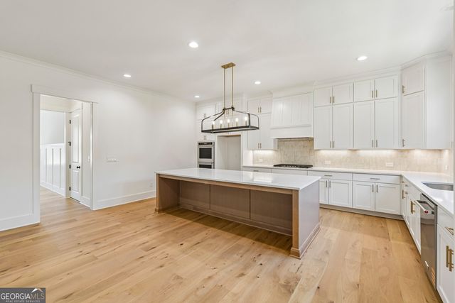 9150 Greenway Court, Gainesville, GA 30506